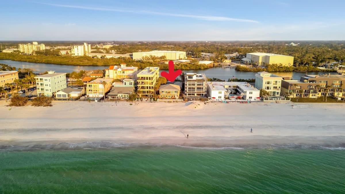 Stones Throw Beachside Bungalow #1 On The Beach Clearwater Beach Kültér fotó